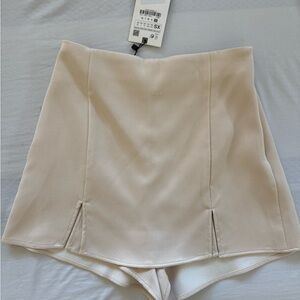 Zara Cream Tailored Shorts